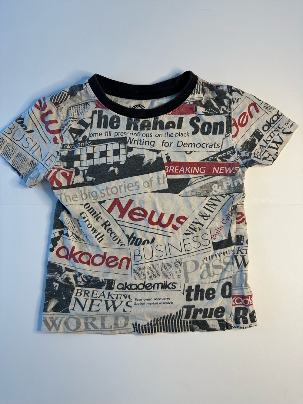 Akademiks Newsprint Graphic Tee in Black, Red & White Size 3T